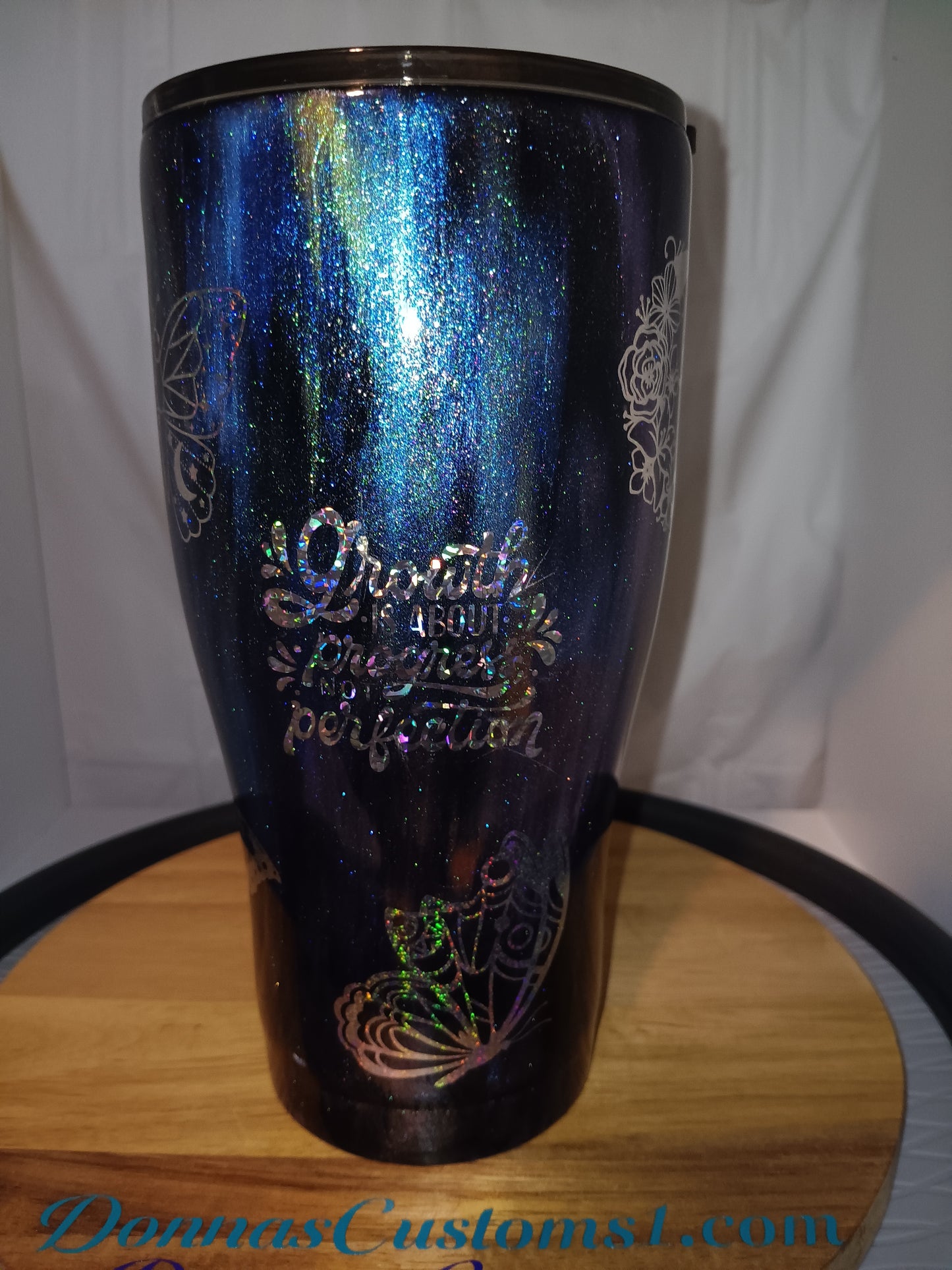 30 oz Modern Curve with butterfly